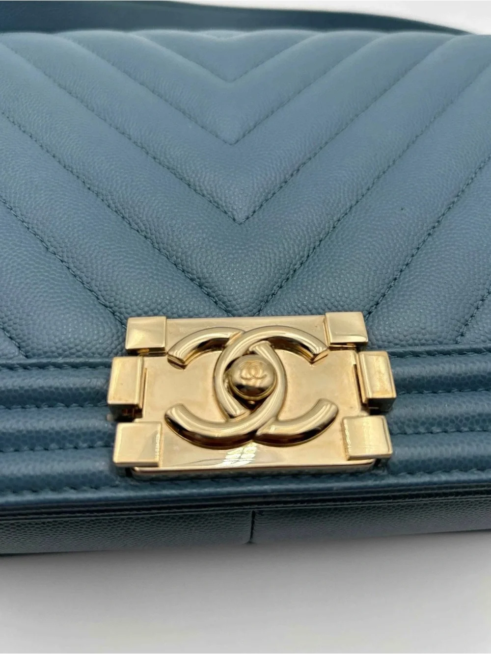 CHANEL Teal Chevron Shoulder Bag with Gold Chain